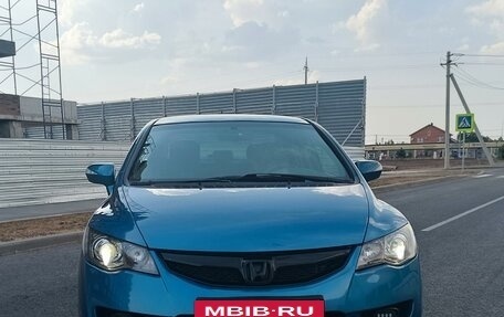 Honda Civic VIII, 2009 год, 900 000 рублей, 2 фотография