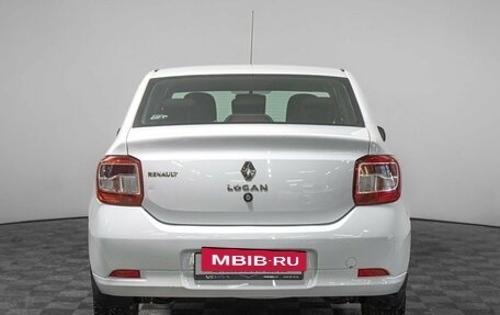 Renault Logan II, 2017 год, 700 000 рублей, 6 фотография