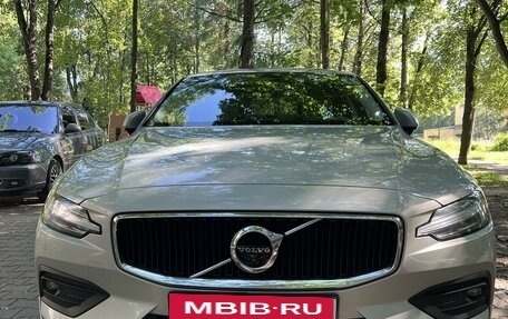 Volvo S60 III, 2019 год, 2 900 000 рублей, 3 фотография