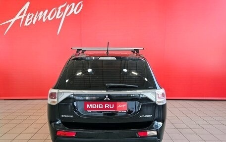 Mitsubishi Outlander III рестайлинг 3, 2012 год, 999 000 рублей, 4 фотография