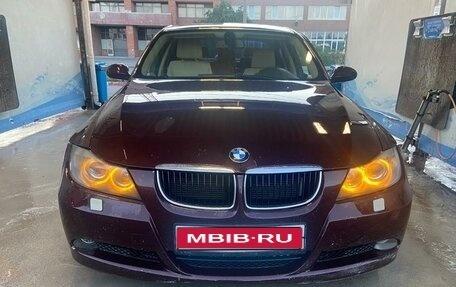 BMW 3 серия, 2007 год, 820 000 рублей, 1 фотография