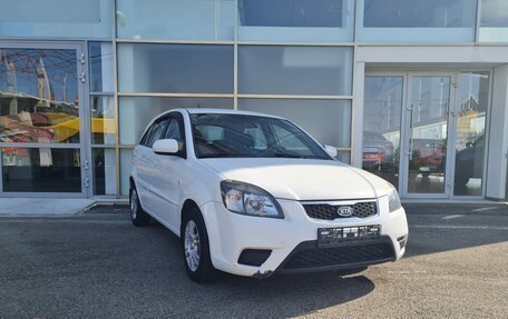 KIA Rio II, 2010 год, 630 000 рублей, 3 фотография