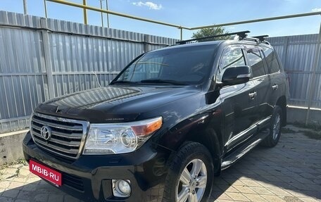 Toyota Land Cruiser 200, 2014 год, 4 300 000 рублей, 1 фотография