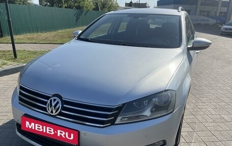 Volkswagen Passat B7, 2012 год, 1 330 000 рублей, 3 фотография