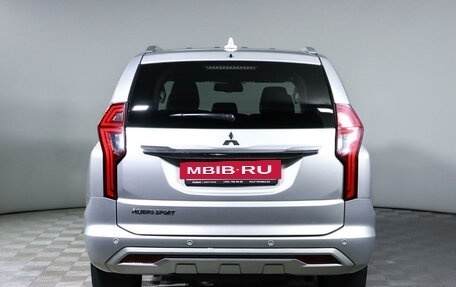 Mitsubishi Pajero Sport III рестайлинг, 2021 год, 4 550 000 рублей, 6 фотография