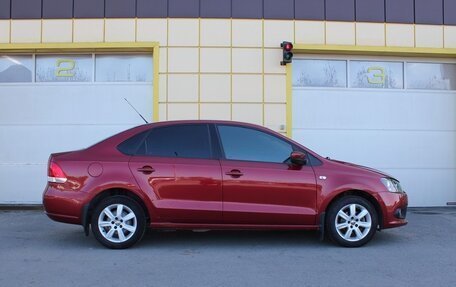 Volkswagen Polo VI (EU Market), 2012 год, 895 000 рублей, 7 фотография