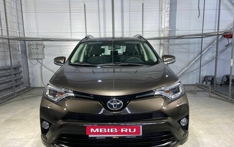 Toyota RAV4, 2019 год, 3 249 000 рублей, 2 фотография