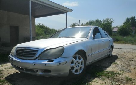 Mercedes-Benz S-Класс, 2001 год, 220 000 рублей, 1 фотография