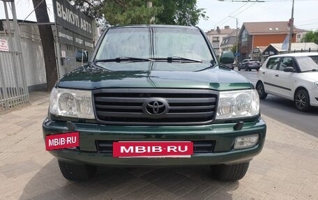 Toyota Land Cruiser 100 рестайлинг 2, 2004 год, 2 050 000 рублей, 4 фотография