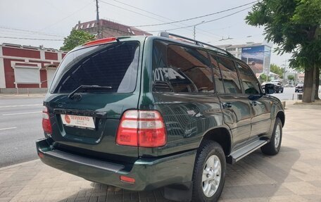 Toyota Land Cruiser 100 рестайлинг 2, 2004 год, 2 050 000 рублей, 7 фотография