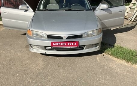 Mitsubishi Mirage VI рестайлинг, 2001 год, 225 000 рублей, 2 фотография