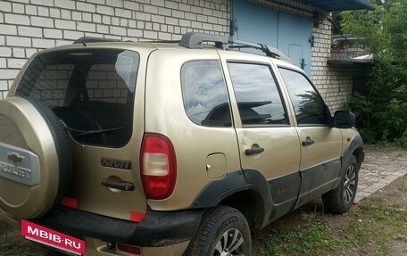 Chevrolet Niva I рестайлинг, 2006 год, 350 000 рублей, 3 фотография