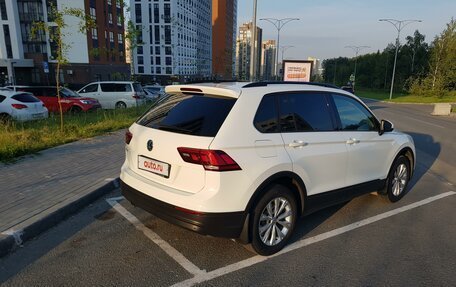 Volkswagen Tiguan II, 2019 год, 2 700 000 рублей, 5 фотография