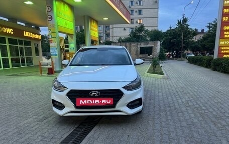 Hyundai Solaris II рестайлинг, 2019 год, 1 200 000 рублей, 2 фотография