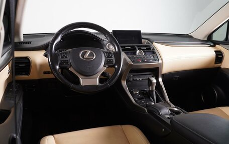 Lexus NX I, 2016 год, 3 499 000 рублей, 6 фотография