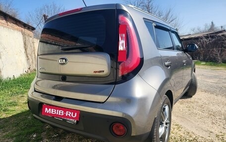 KIA Soul II рестайлинг, 2017 год, 1 800 000 рублей, 7 фотография