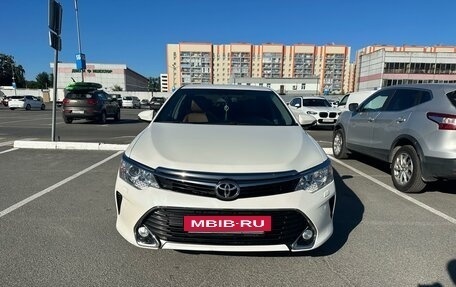 Toyota Camry, 2016 год, 2 400 000 рублей, 2 фотография