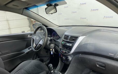 Hyundai Solaris II рестайлинг, 2015 год, 665 000 рублей, 11 фотография