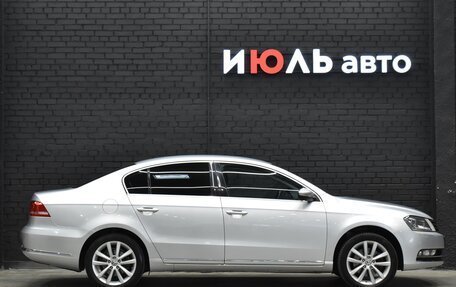 Volkswagen Passat B7, 2011 год, 1 450 000 рублей, 9 фотография