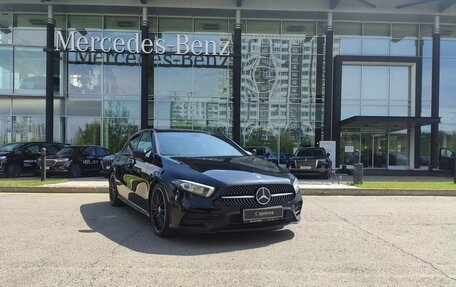 Mercedes-Benz A-Класс, 2018 год, 2 500 000 рублей, 3 фотография