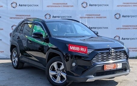 Toyota RAV4, 2022 год, 4 050 000 рублей, 3 фотография