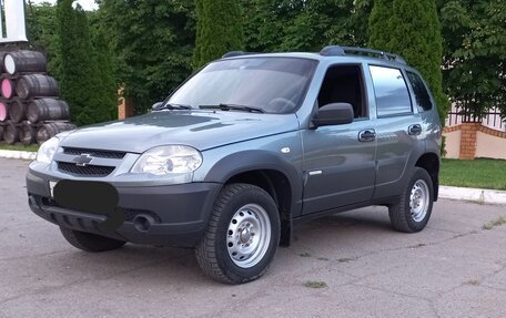 Chevrolet Niva I рестайлинг, 2014 год, 695 000 рублей, 3 фотография