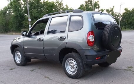 Chevrolet Niva I рестайлинг, 2014 год, 695 000 рублей, 9 фотография