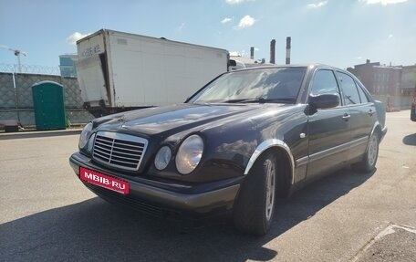 Mercedes-Benz E-Класс, 1998 год, 340 000 рублей, 4 фотография