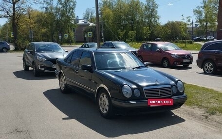 Mercedes-Benz E-Класс, 1998 год, 340 000 рублей, 12 фотография