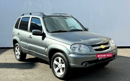 Chevrolet Niva I рестайлинг, 2013 год, 585 990 рублей, 3 фотография