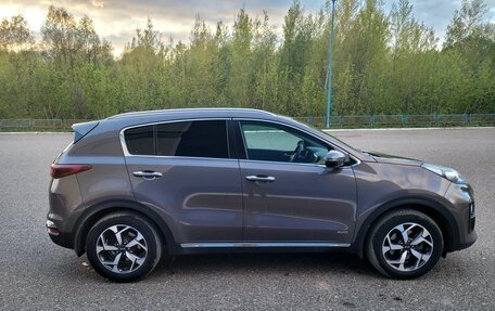 KIA Sportage IV рестайлинг, 2018 год, 2 190 000 рублей, 3 фотография