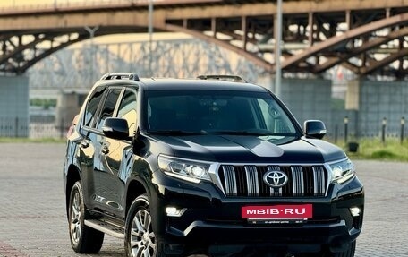 Toyota Land Cruiser Prado 150 рестайлинг 2, 2018 год, 6 290 000 рублей, 27 фотография