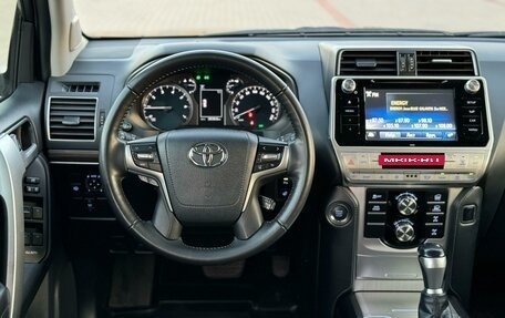 Toyota Land Cruiser Prado 150 рестайлинг 2, 2018 год, 6 290 000 рублей, 38 фотография