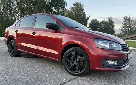 Volkswagen Polo VI (EU Market), 2016 год, 1 090 000 рублей, 2 фотография