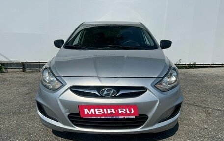 Hyundai Solaris II рестайлинг, 2011 год, 835 000 рублей, 2 фотография