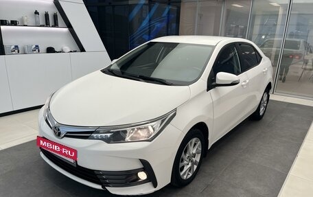 Toyota Corolla, 2016 год, 1 365 000 рублей, 2 фотография