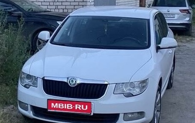 Skoda Superb III рестайлинг, 2012 год, 900 000 рублей, 1 фотография