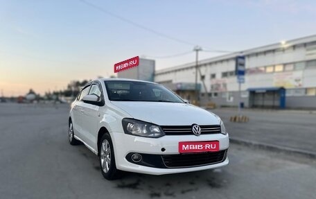 Volkswagen Polo VI (EU Market), 2011 год, 600 000 рублей, 1 фотография