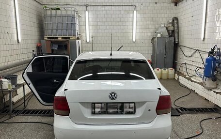 Volkswagen Polo VI (EU Market), 2011 год, 600 000 рублей, 4 фотография