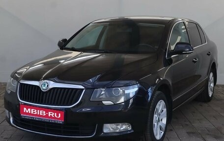 Skoda Superb III рестайлинг, 2012 год, 990 000 рублей, 1 фотография