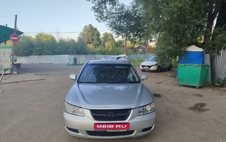 Hyundai Sonata VI, 2005 год, 580 000 рублей, 1 фотография