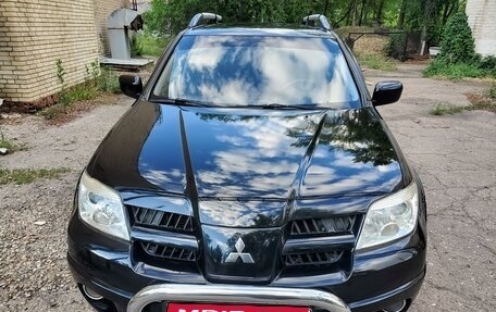 Mitsubishi Outlander III рестайлинг 3, 2007 год, 950 000 рублей, 1 фотография