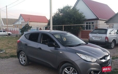 Hyundai ix35 I рестайлинг, 2012 год, 1 400 000 рублей, 3 фотография