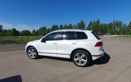 Volkswagen Touareg III, 2015 год, 3 550 000 рублей, 1 фотография