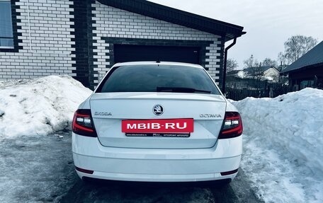 Skoda Octavia, 2018 год, 1 900 000 рублей, 3 фотография