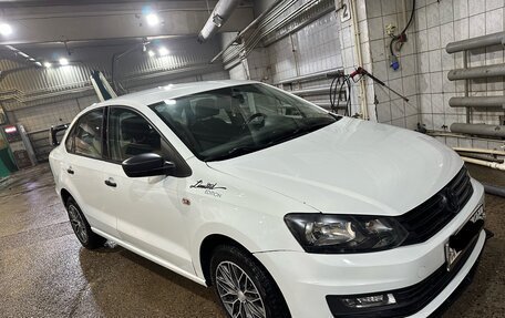 Volkswagen Polo VI (EU Market), 2018 год, 1 350 000 рублей, 1 фотография