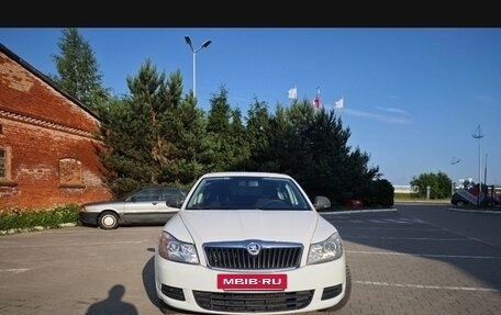 Skoda Octavia, 2010 год, 750 000 рублей, 2 фотография