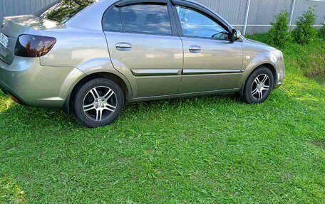 KIA Rio II, 2009 год, 750 000 рублей, 13 фотография