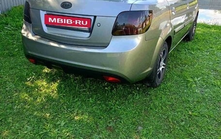 KIA Rio II, 2009 год, 750 000 рублей, 18 фотография