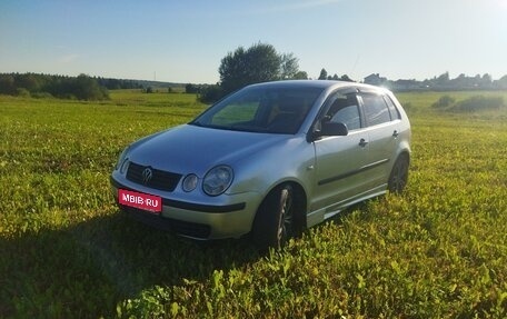 Volkswagen Polo IV рестайлинг, 2002 год, 240 000 рублей, 1 фотография